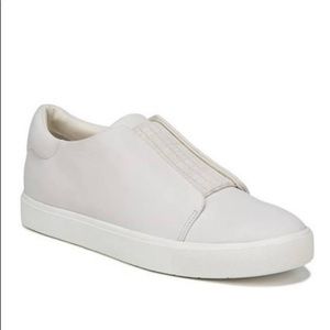 Vince Cantara Slip-On Sneaker